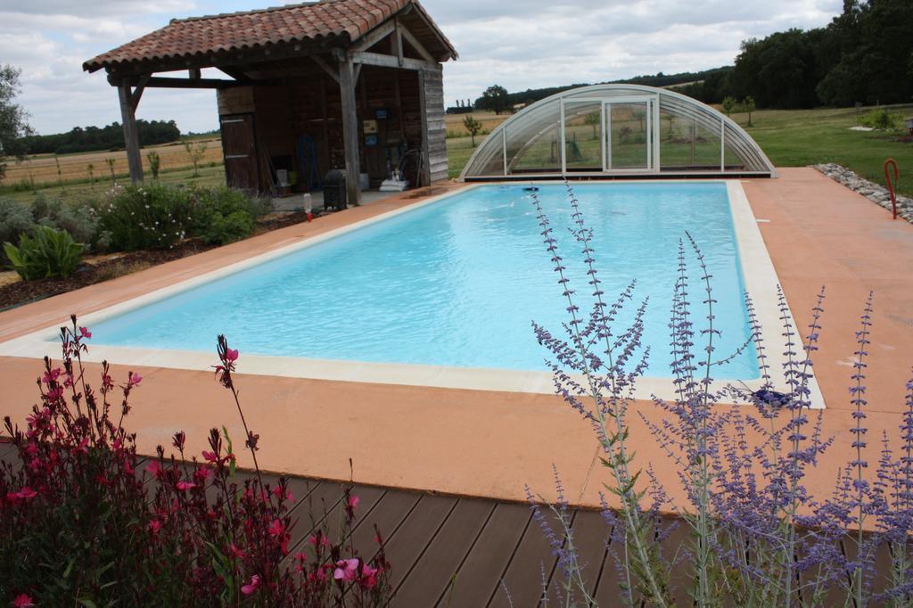 Domaine De Soulery Bed & Breakfast Beaupuy  ภายนอก รูปภาพ
